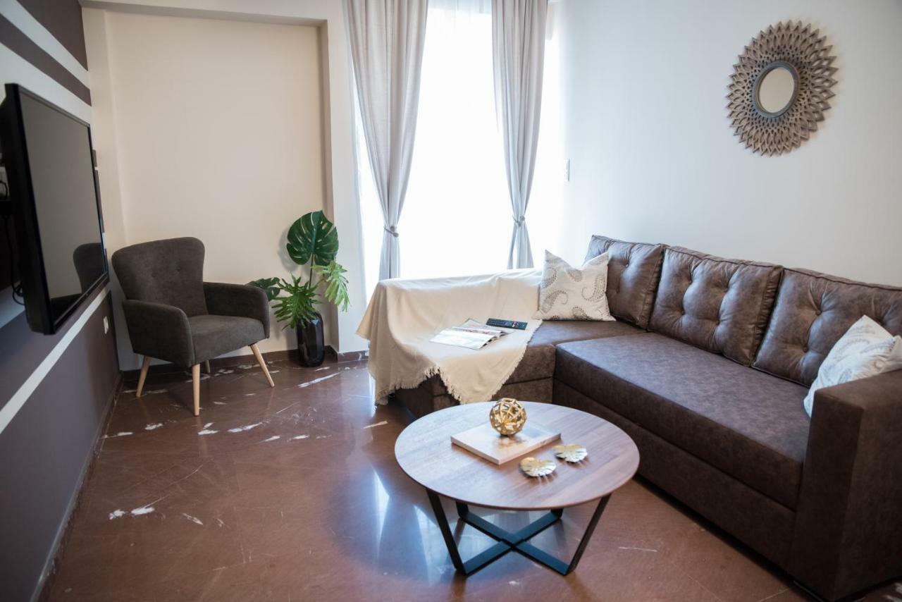 At.Thea Athens Boutique Apartments Bagian luar foto