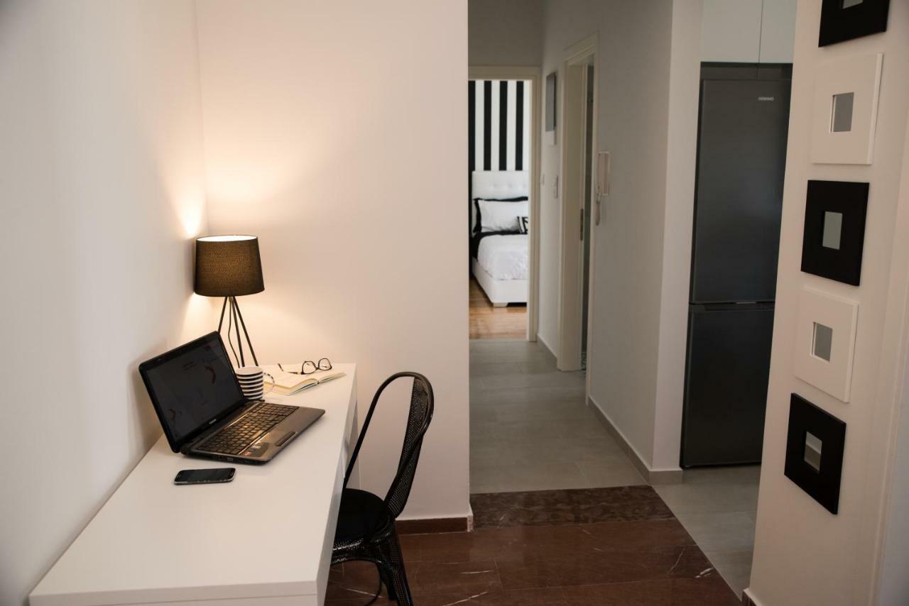 At.Thea Athens Boutique Apartments Bagian luar foto