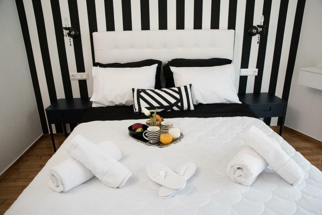 At.Thea Athens Boutique Apartments Bagian luar foto