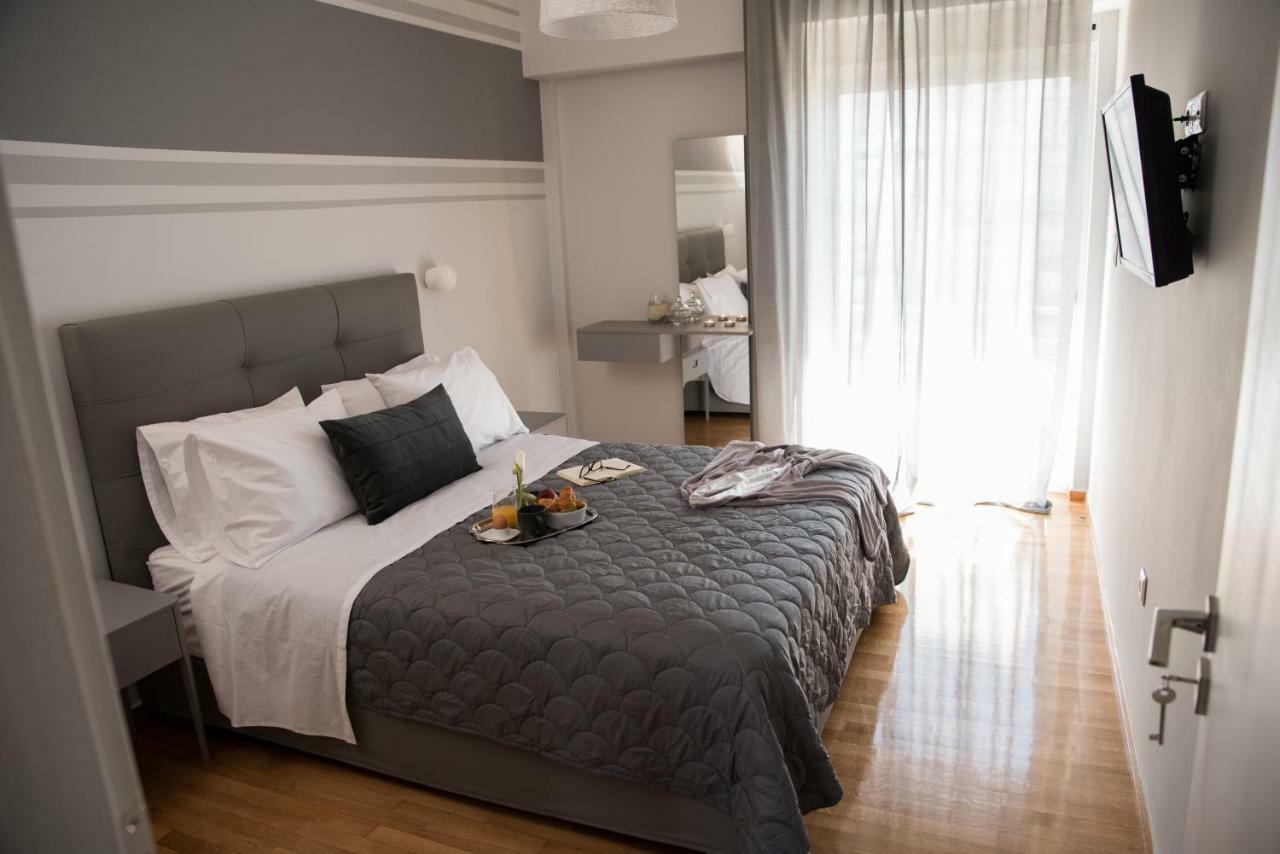 At.Thea Athens Boutique Apartments Bagian luar foto