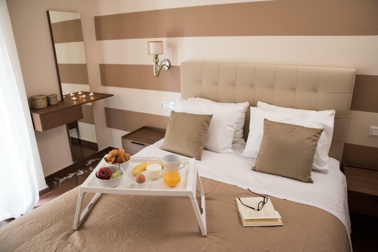 At.Thea Athens Boutique Apartments Bagian luar foto