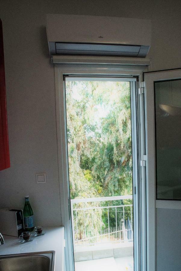 At.Thea Athens Boutique Apartments Bagian luar foto